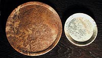 

   11651/3 Soapstone plate   
   Choice of 2 sizes   

   Click picture to
   Soapstone eggcups   

