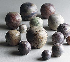 

   Orbis boxes
   (with lids)
   made of gorara/soapstone   

   Click picture to move on   
   to screw nutcracker  

