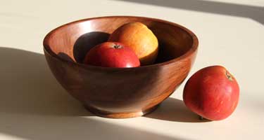

   11391 «Sisum» wooden bowl    

   Click picture to   
   another view  
.
